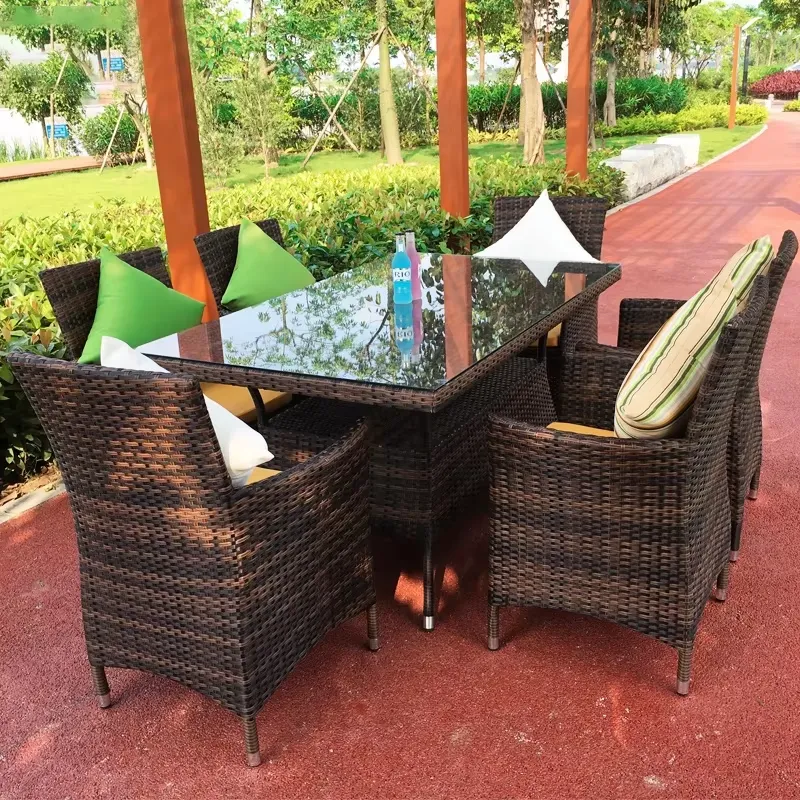 Outdoor Rattan Table and Chair - đánh giá và giá Coffee Tea Gardens