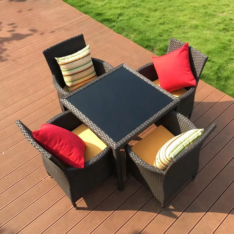 Outdoor Rattan Table and Chair - đánh giá và giá Coffee Tea Gardens