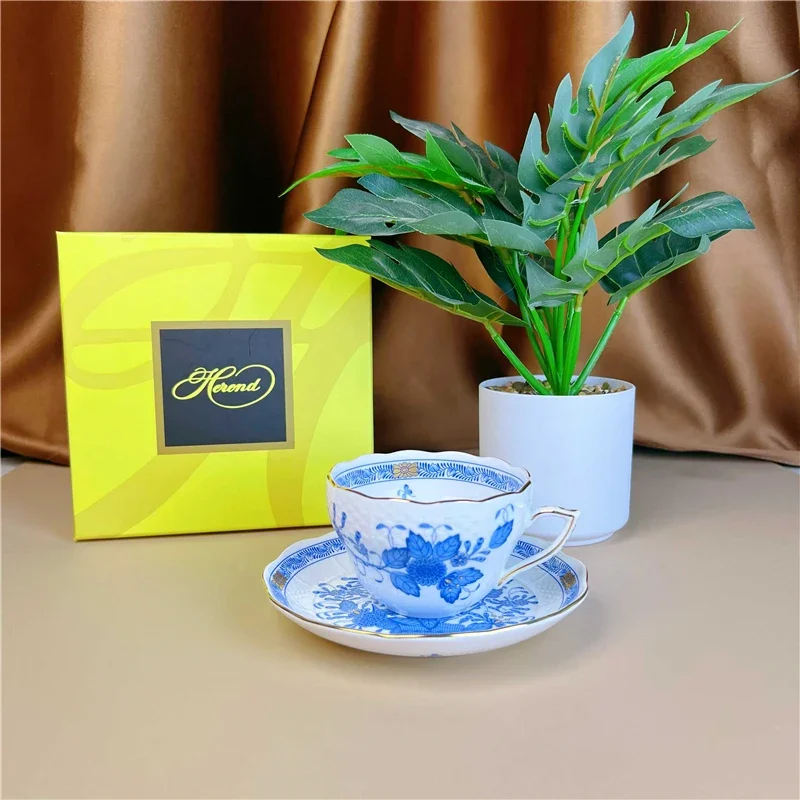 Flower Basket Coffee Cup and S - đánh giá và giá Coffee Tea Gift Basket